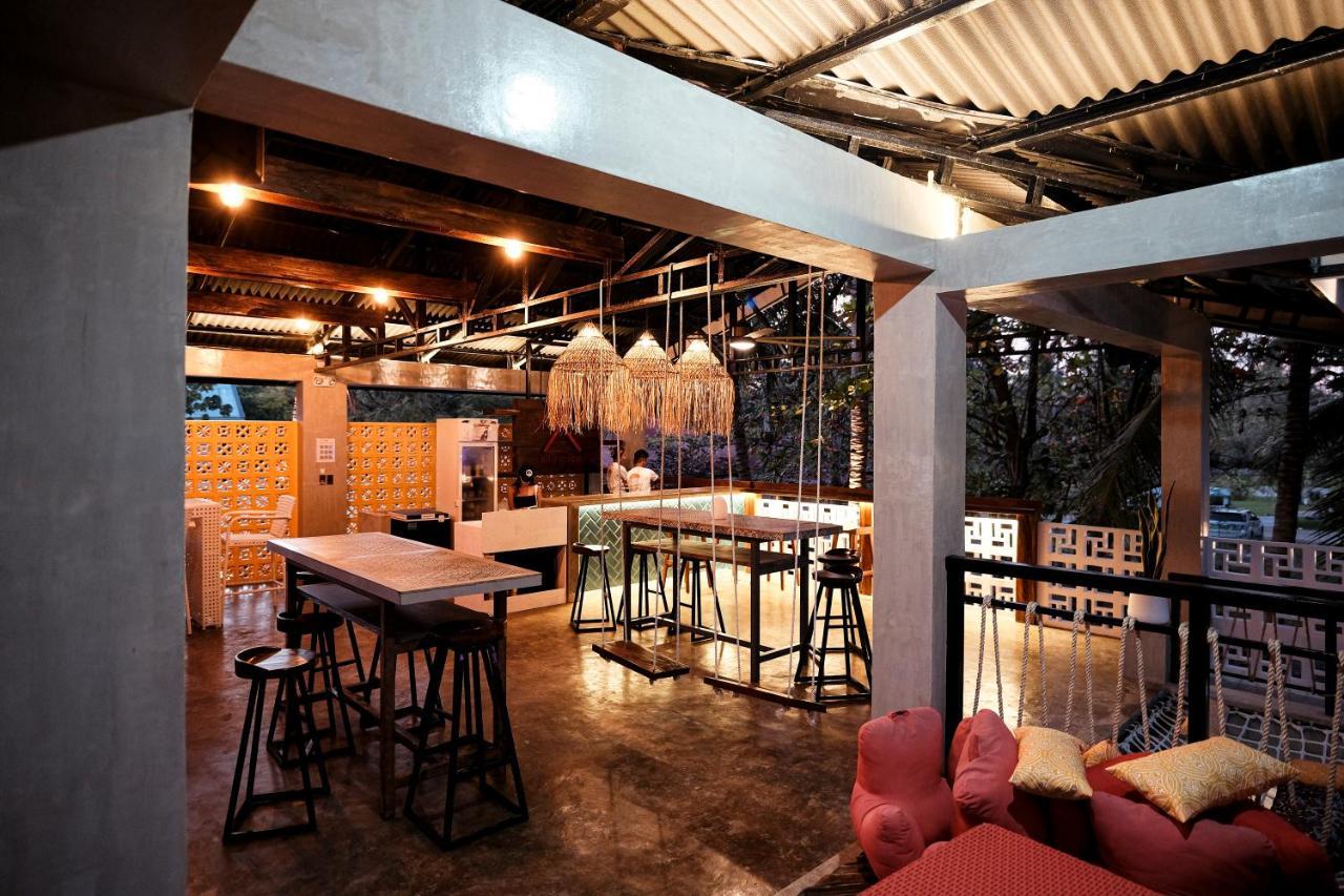 Beach People Hostel Bantayan Island Ocoy 外观 照片