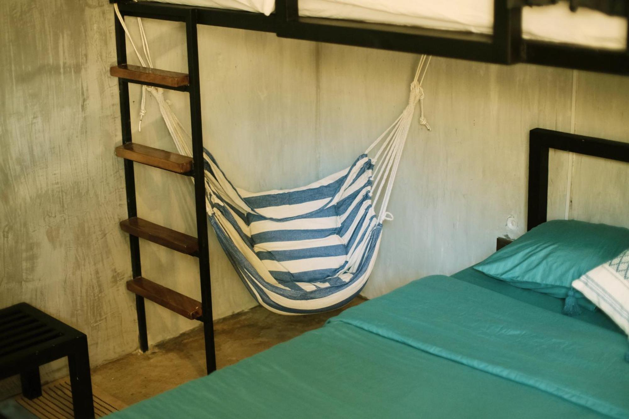 Beach People Hostel Bantayan Island Ocoy 外观 照片